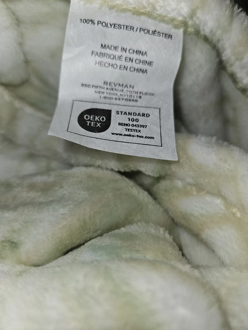 NWT Tommy Bahama Ultra Soft Plush Throw - Picture 4 of 10